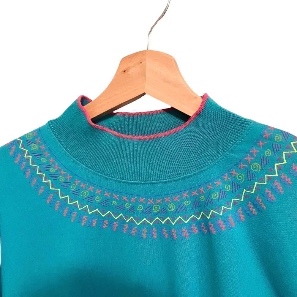 Vintage 90's Blast Yoke Patterned Elbow Length Sleeve Mock Neck Sweater in Small - Picture 3 of 11